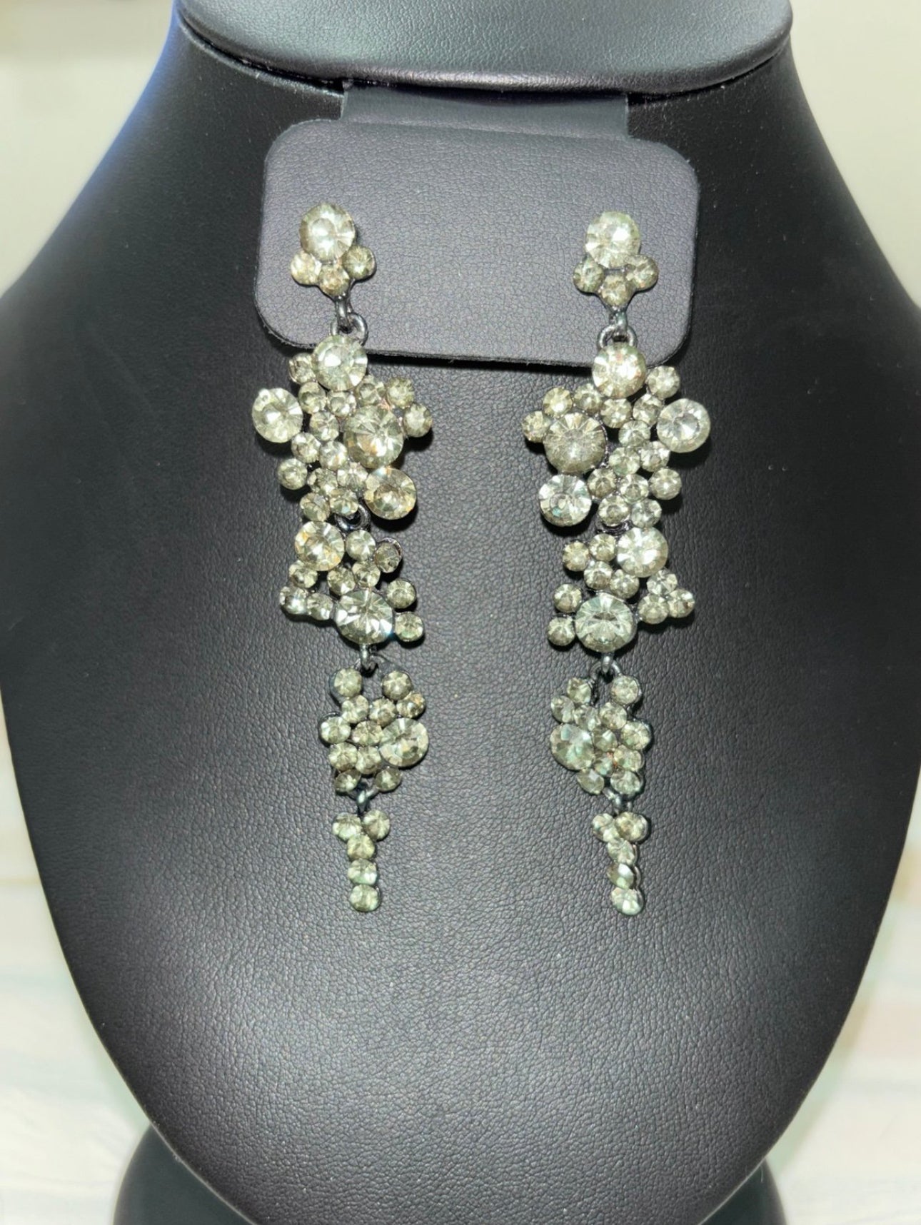 Fit For a Queen – Gunmetal Rhinestone Statement Earrings