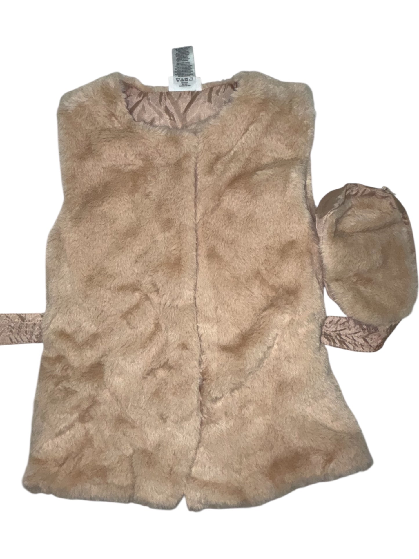 Luxe & Cozy Faux Fur Vest with Fuzzy Belt Bag – Nicole Miller (Size 6)