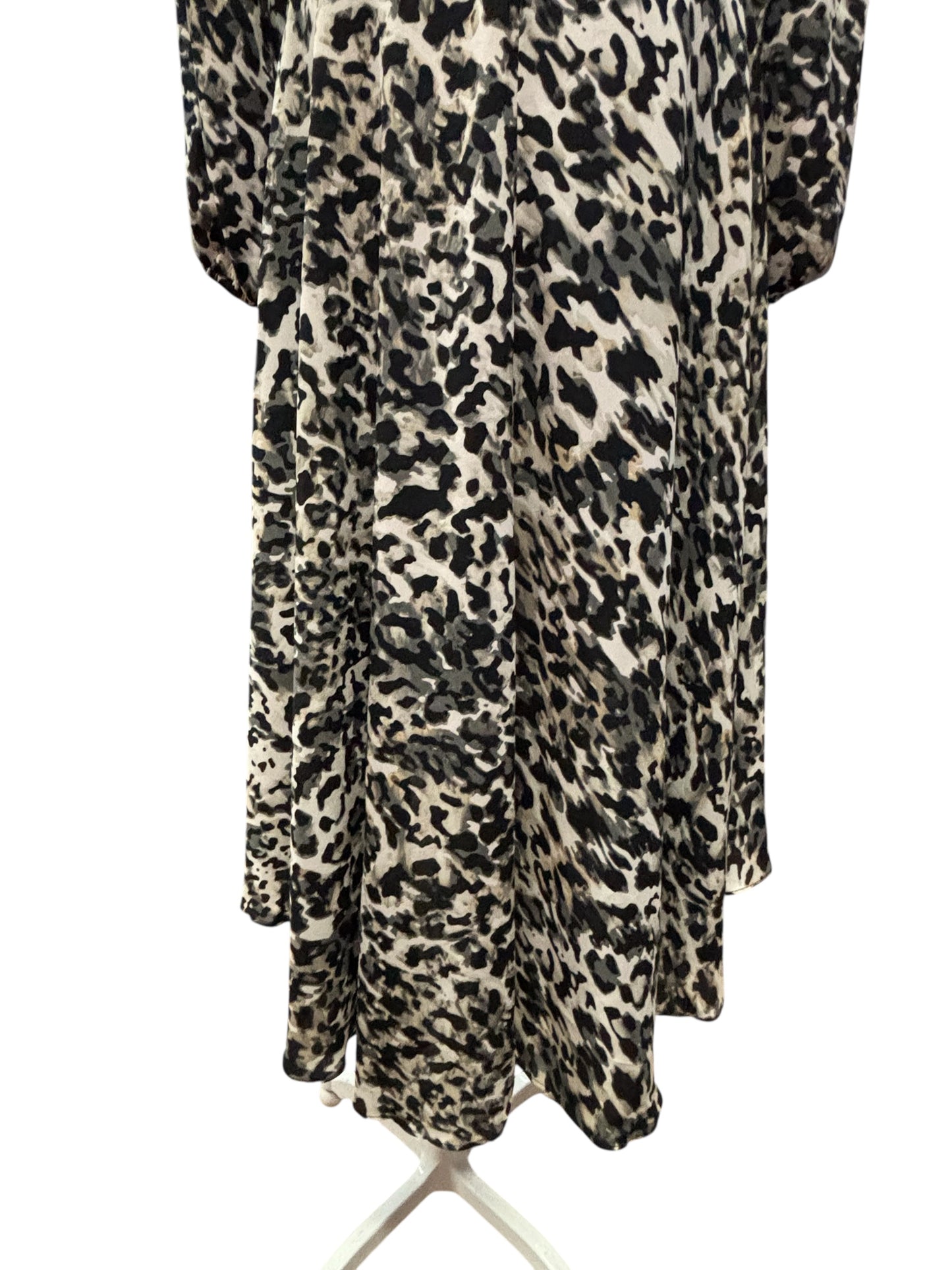 Vince Camuto Leopard Print Chiffon Midi Dress – 2X – Fierce & Flowing