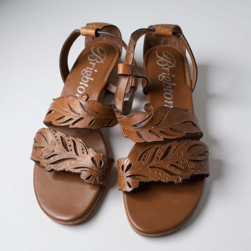 Brighton Nature Leather Sandals – Size 6.5M