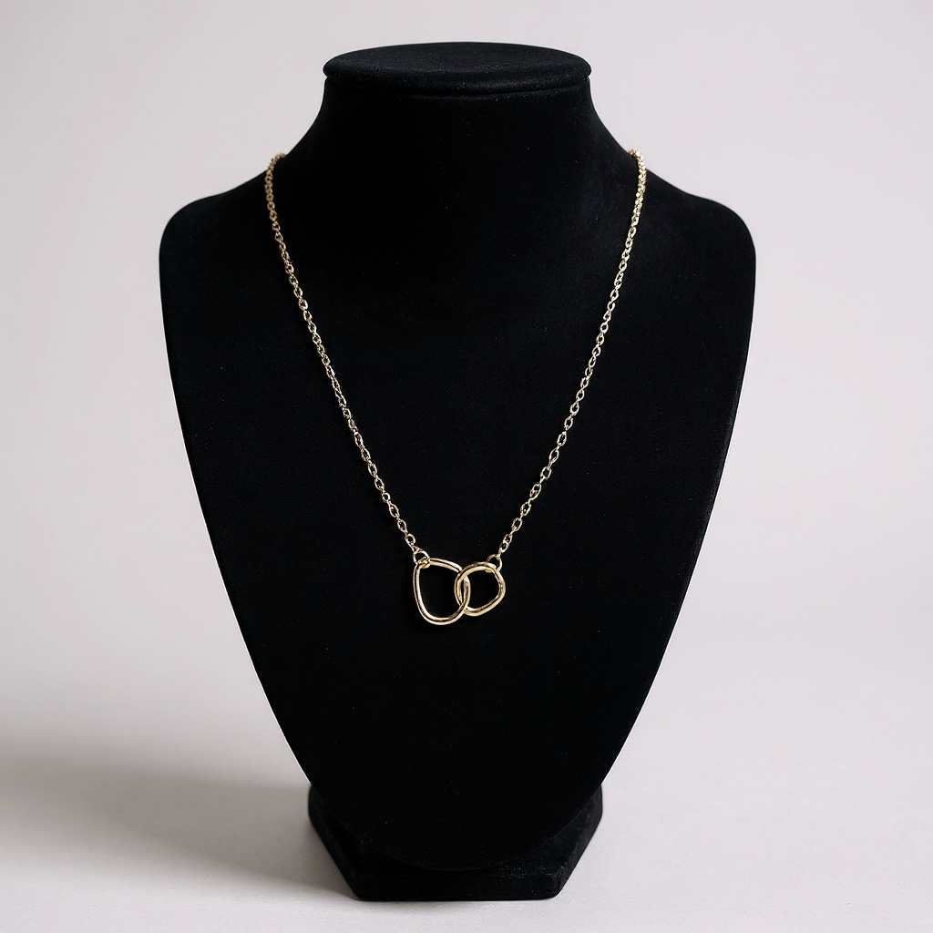 Gold Interlocking Circles Necklace – Symbol of Connection