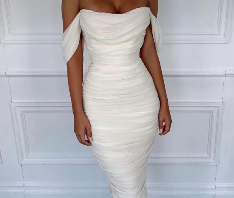 Light Ivory Fitted Dress (Size XL)