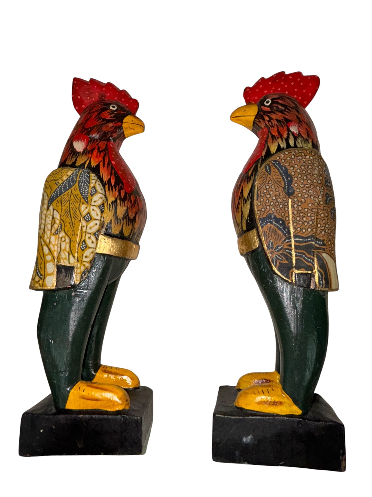 Hand-Carved Rooster Couple – Folk Art Figurines 