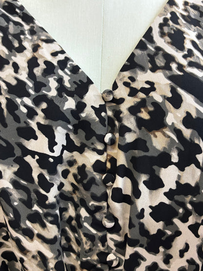 Vince Camuto Leopard Print Chiffon Midi Dress – 2X – Fierce & Flowing