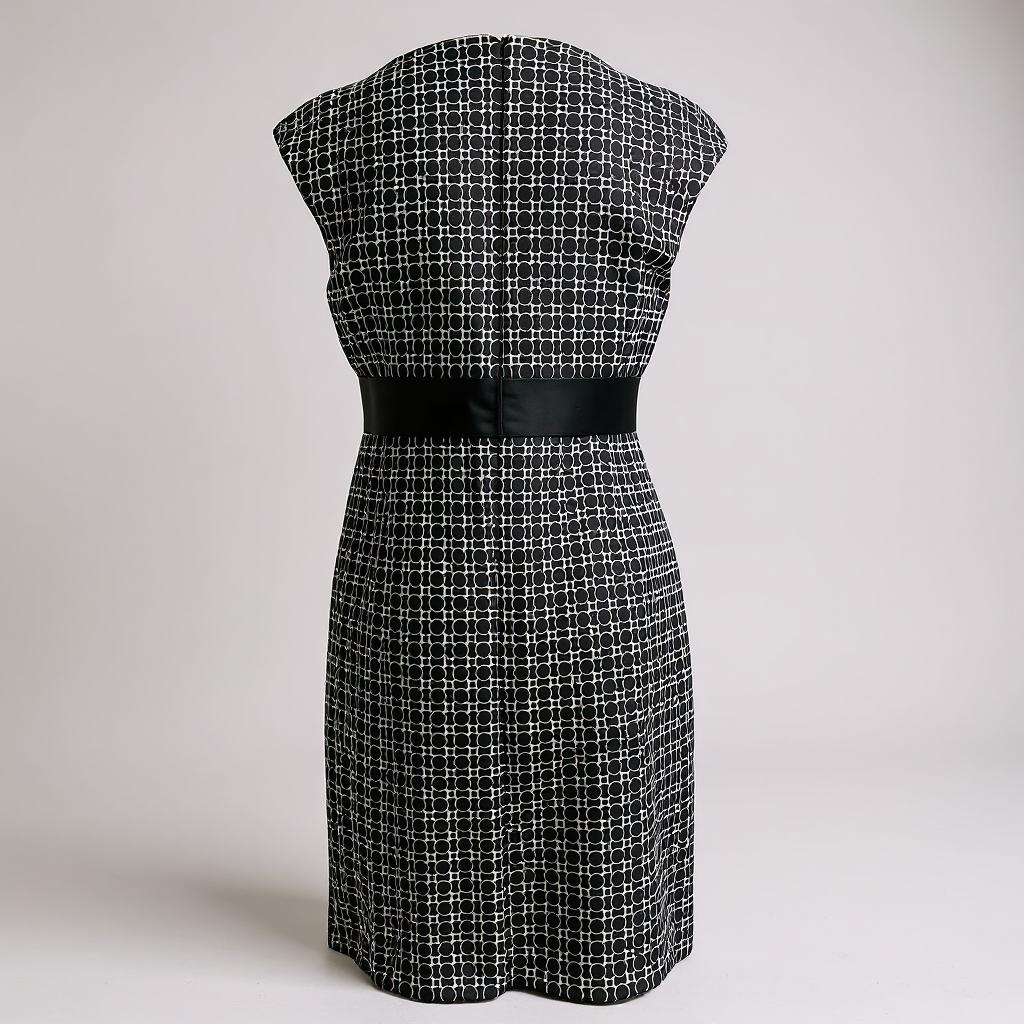 White House Black Market Retro Dot Sheath Dress – Size 4