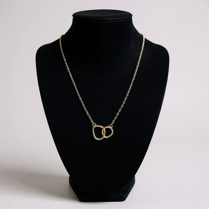 Gold Interlocking Circles Necklace – Symbol of Connection