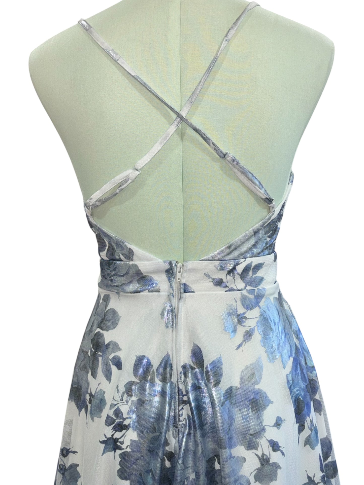 City Vibe Blue & Silver Floral Maxi Dress – Size 3